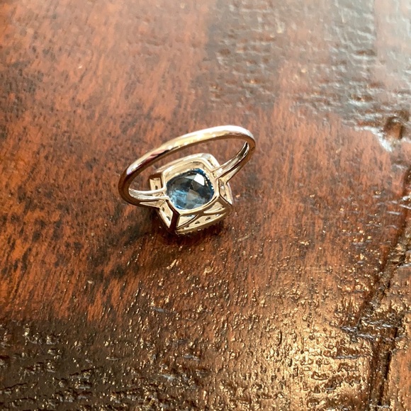 10k White Gold - Picture 8 of 13